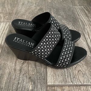 NWOT Italian Shoemakers Wedges